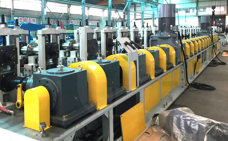 Forming drive: by Gear-box driven available<br/>(Much more RELIABLE and DURABLE)