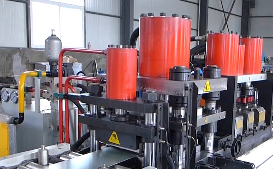 Cutting after punching(before roll forming)