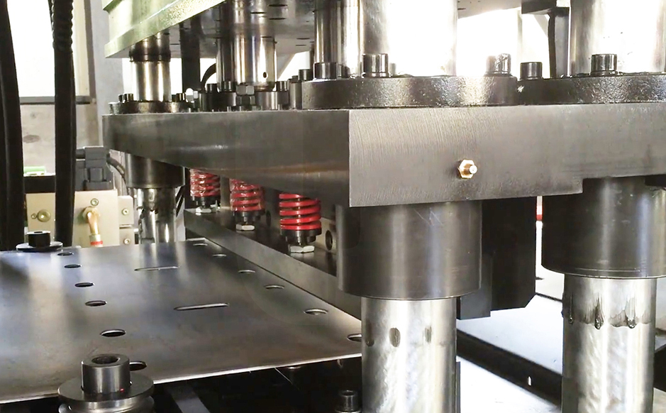Front cutting after punching(after cutting)