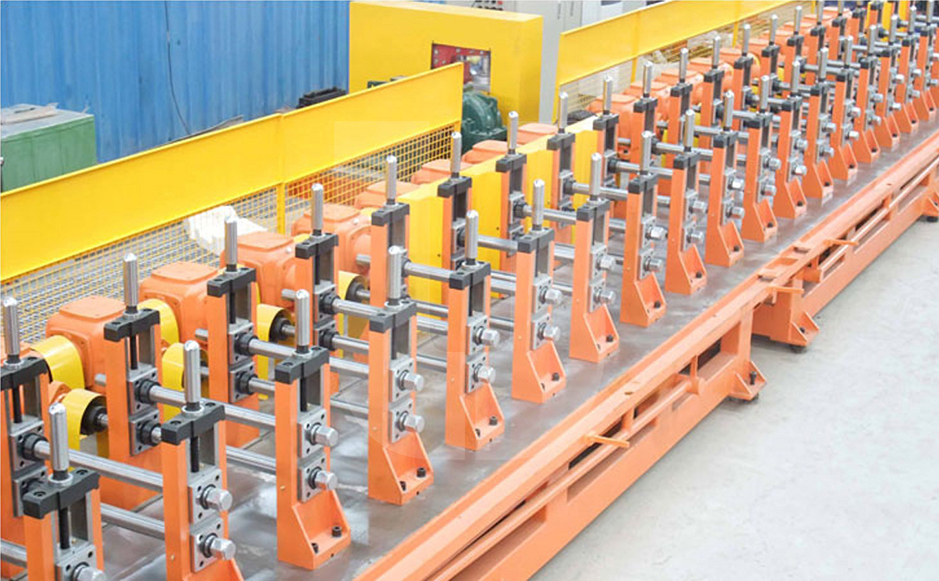 Forming system with Gear-box driven<br/>(more RELIABLE and with much longer service life)