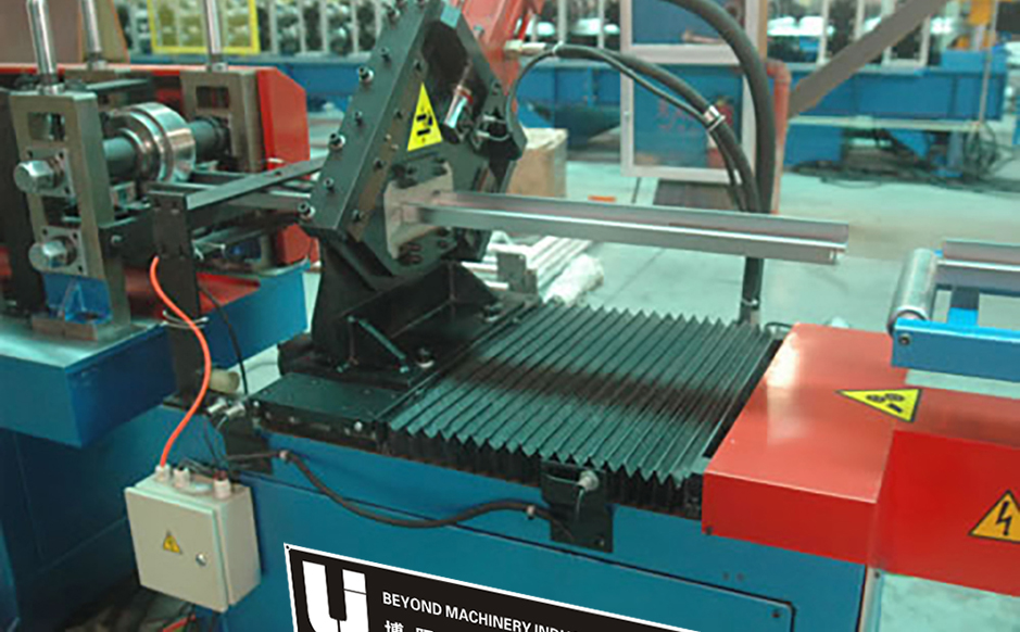 Post non-stop cutting