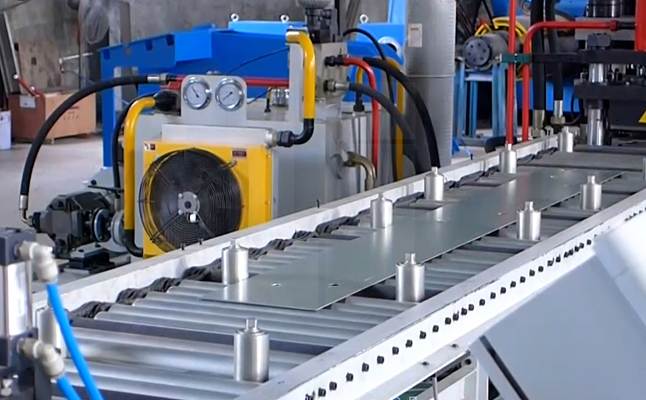 Unique conveyor