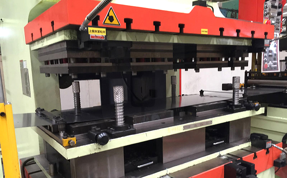 Unique punching system<br/>(punching dies with service life of 5million times)