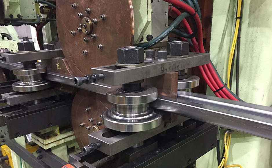 Auto welding for automobile front bumfer