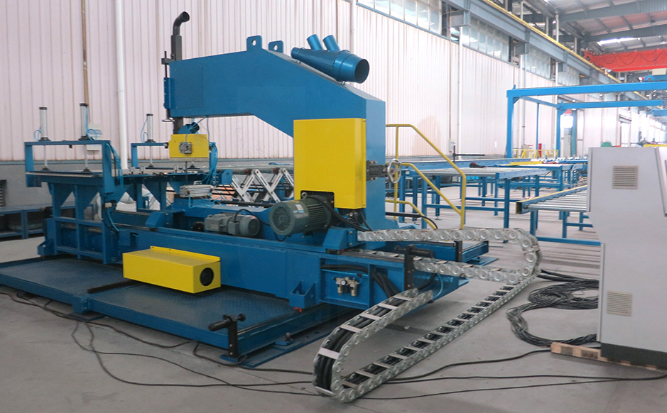 Saw cutting