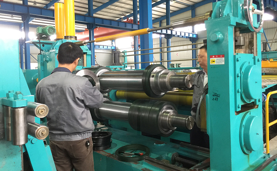 Unique slitting system(with φ280, material 42CrMo, surface quenching and fine grinding for cutter shaft)